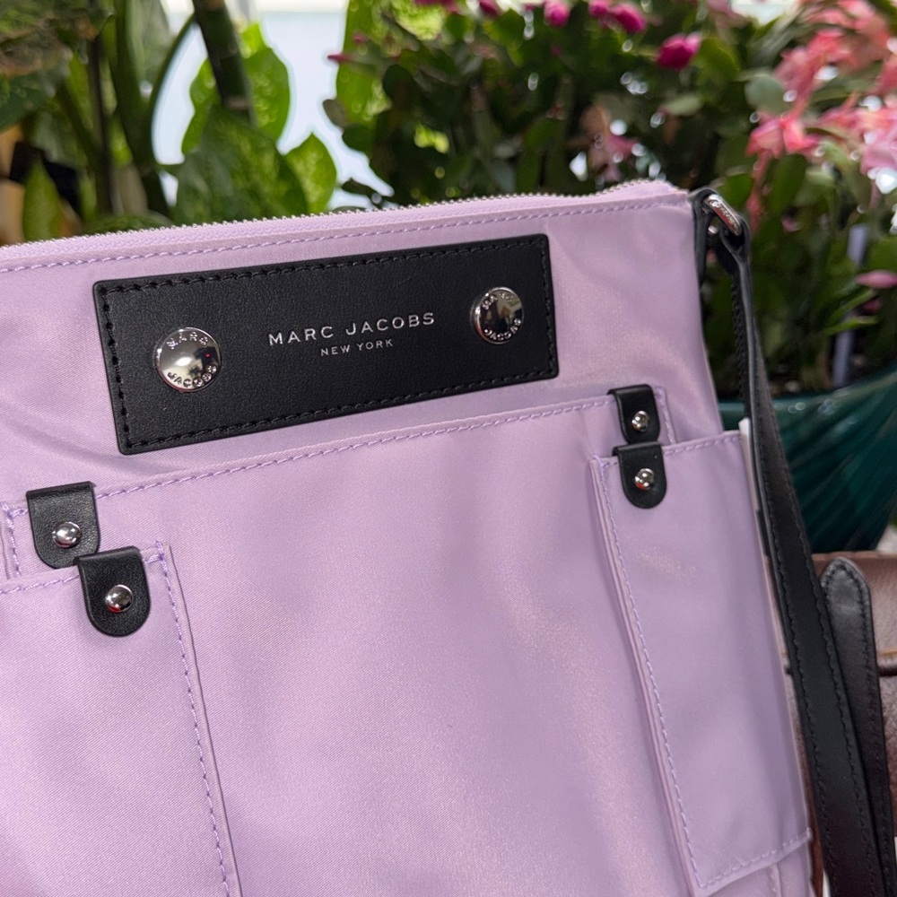🔥🔥🔥NEW Marc Jacobs Preppy Purple Nylon Swing Pack Crossbody Bag - Picture 4 of 9